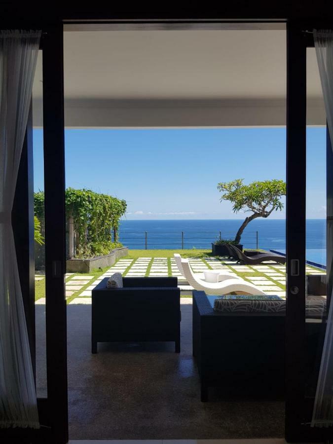 Indigo Dream Surf & Holiday Retreat Uluwatu Esterno foto