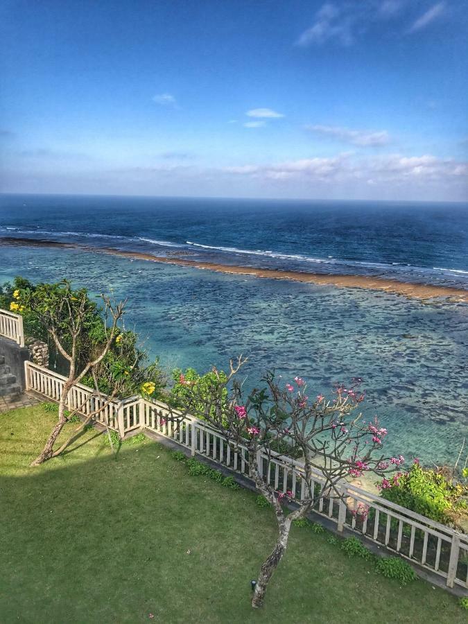 Indigo Dream Surf & Holiday Retreat Uluwatu Esterno foto