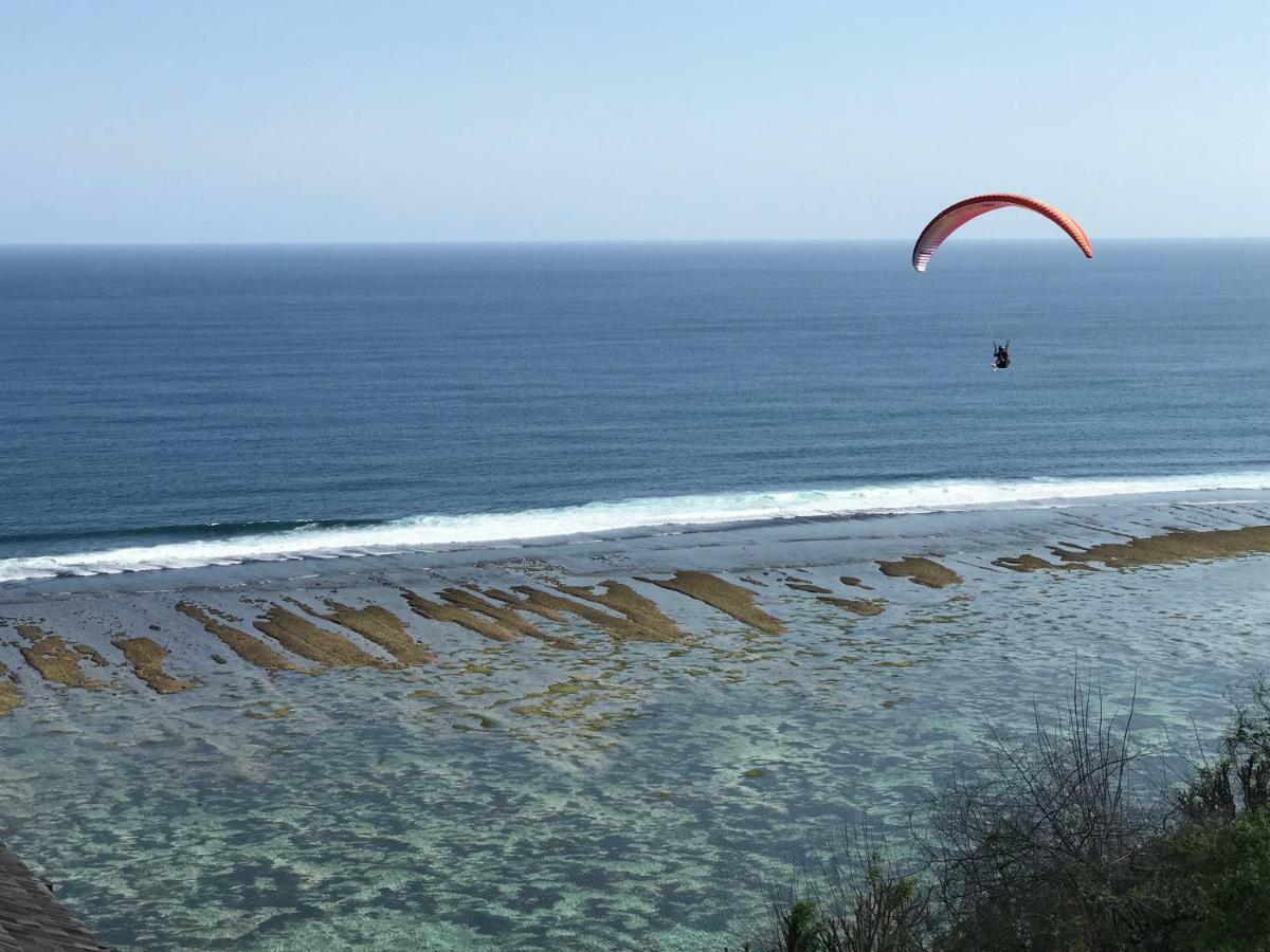 Indigo Dream Surf & Holiday Retreat Uluwatu Esterno foto